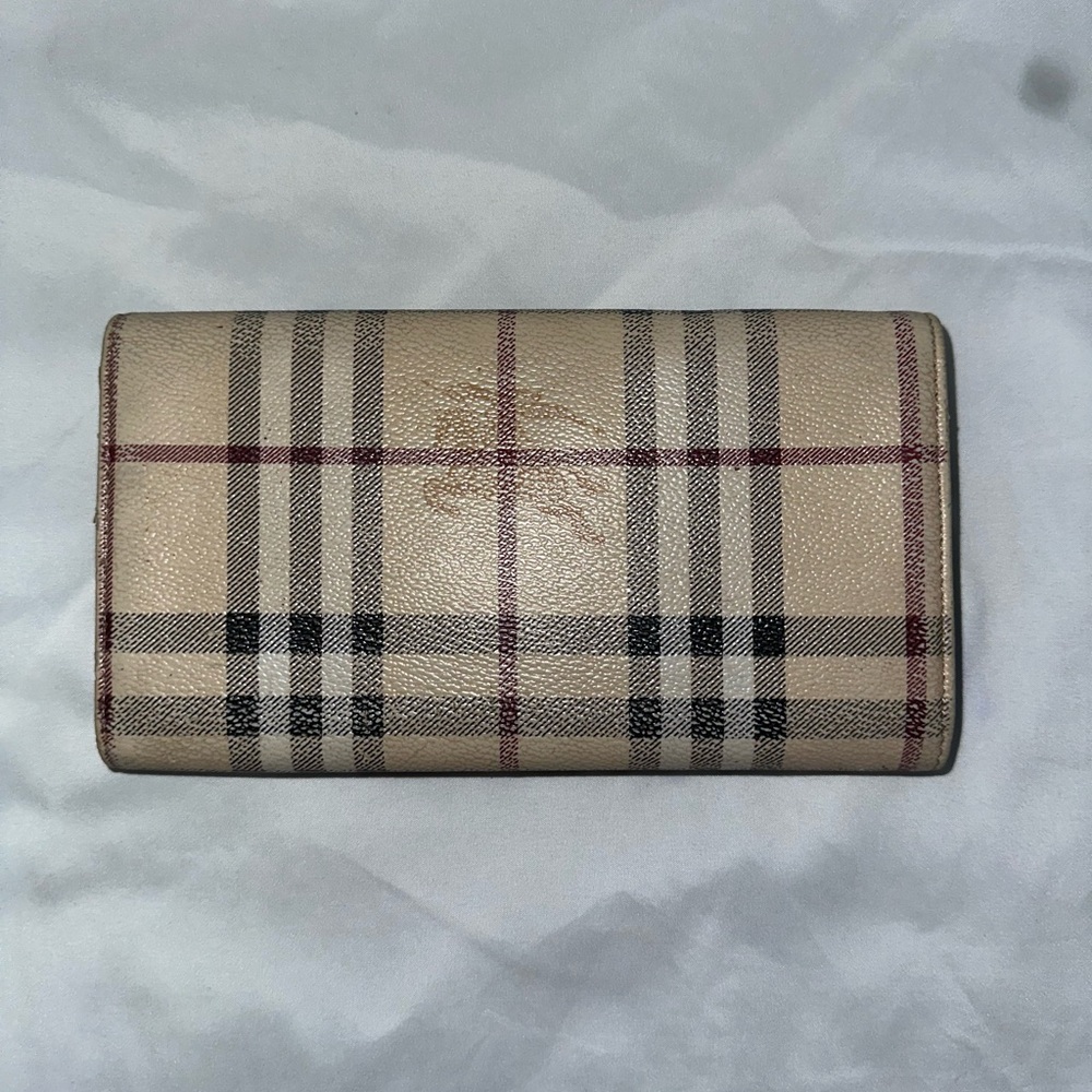 Burberry Cream and Black Wallets Classic Check Design - Picture 5 of 5